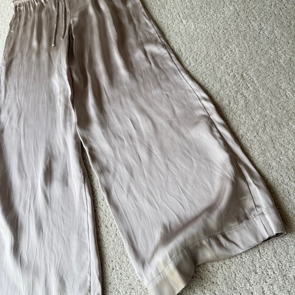 & Other Stories Drawstring Satin Trousers Womens 6 Beige Wide Leg Relaxed Fit - Picture 6 of 15